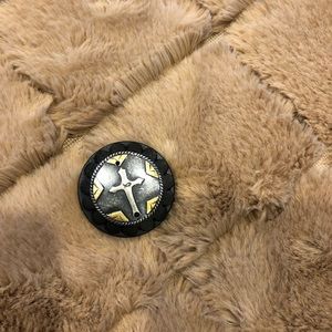 Western silver concho pop socket phone holder